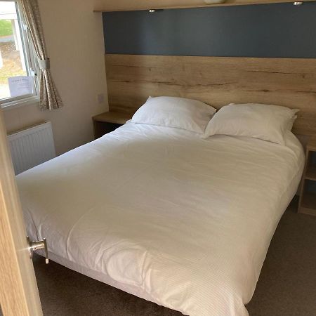 Hotel 46 Pine Ridge à Poole Extérieur photo